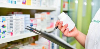 নারায়ণগঞ্জে লাইসেন্সবিহীন ফার্মেসি, ভেজাল ওষুধ