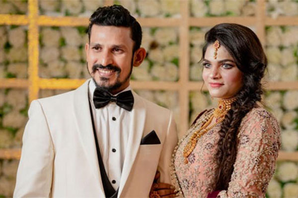 ক্রিকেটার নাসির হোসেন ও তামিমা সুলতানা তাম্মি