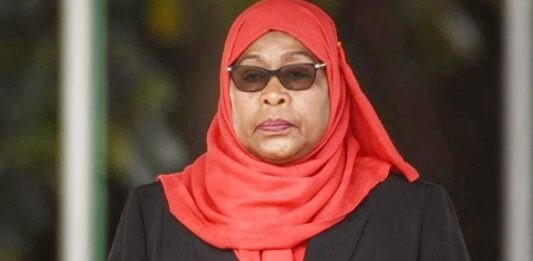 তানজানিয়ার প্রথম নারী প্রেসিডেন্ট সামিয়া সুলুহু হাসান সামিয়া সুলুহু হাসান