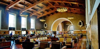 অস্কার হবে রেলস্টেশনে