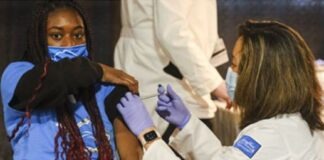 টিকা নিলেই ১০০ ডলার পুরস্কার