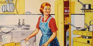 ঘরের কাজের জন্য স্ত্রীকে পারিশ্রমিক