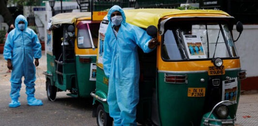 অটোরিকশাকে অ্যাম্বুলেন্সে রুপান্তর