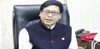 জনপ্রশাসন প্রতিমন্ত্রী ফরহাদ হোসেন