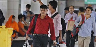 আজ জানা যাবে ঈদের ছুটি বাড়বে কি না