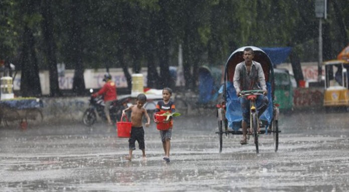 ঝড়-বৃষ্টির আভাস