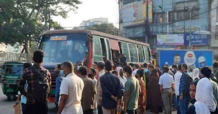 চট্টগ্রাম মহানগরীতে বাস চলাচল শুরু