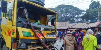 গাইবান্ধায় ত্রিমুখী সংঘর্ষ