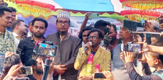 উপহারের গাড়ি অ্যাম্বুলেন্স বানানোর ঘোষণা