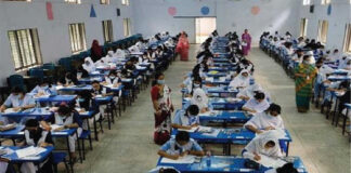 ফেসবুকে প্রশ্নফাঁসের গুজব