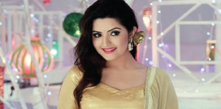 ডিভোর্স চান পরীমনি