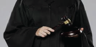 গরমে অধস্তন আদালতে কোট-গাউন পরতে হবে না