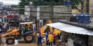 ব্রাজিলে ভবন ধসে মৃতের সংখ্যা বেড়ে ১৪