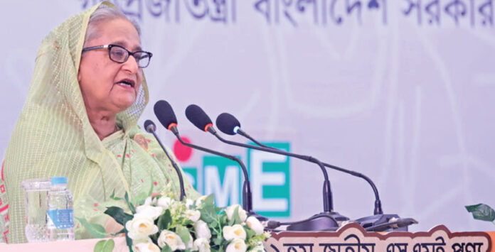 নিজে উদ্যোক্তা হয়ে চাকরি দেওয়ার যোগ্যতা অর্জন করতে হবে: শেখ হাসিনা উদ্যোক্তা