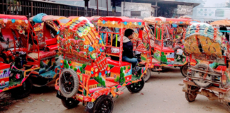 ব্যাটারিচালিত রিকশা