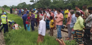 নরসিংদীতে ট্রেনে কাটা পড়ে পাঁচজনের মৃত্যু
