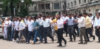 সচিবালয়ে