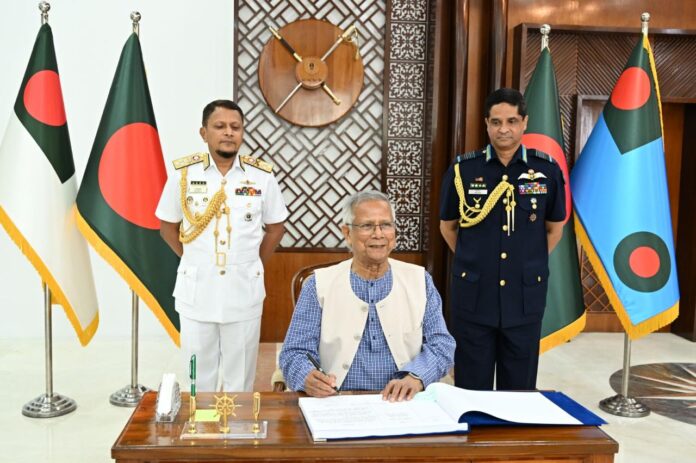 নৌবাহিনী ও বিমান বাহিনী নির্বাচনী পর্ষদ-২০২৫ এর উদ্বোধন করলেন মাননীয় প্রধান উপদেষ্টা ড. মুহাম্মদ ইউনূস নৌবাহিনী