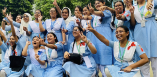 একাদশে