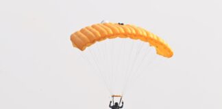 প্যারাট্রুপারের রেকর্ড