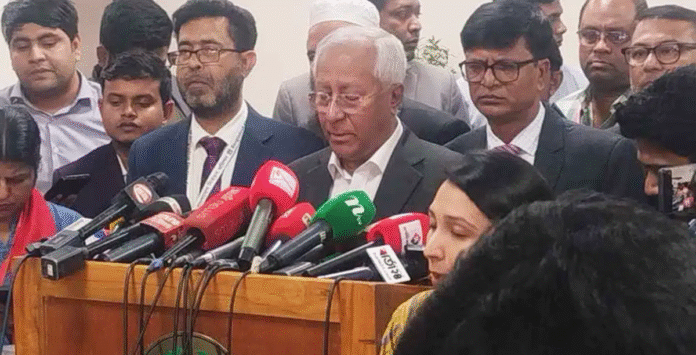 প্রথম সাড়ে ৪ ঘণ্টায় গড়ে ৩২ দশমিক ৮৮ শতাংশ ভোট পড়েছে