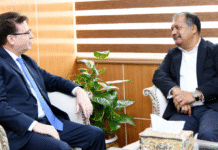 তথ্য ও সম্প্রচার মন্ত্রী