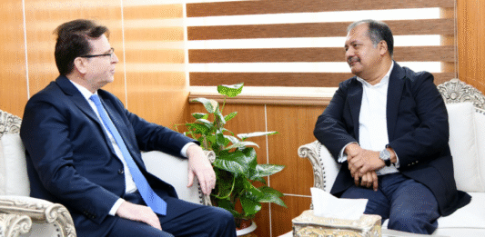 তথ্য ও সম্প্রচার মন্ত্রী