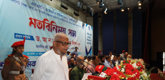 শিক্ষামন্ত্রী