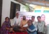 বাটিকামারী প্রান্তিক খামারিদের মাঝে হাঁসের বাচ্চা বিতরণ করল ব্র্যাক