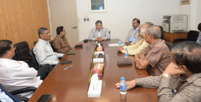 স্বরাষ্ট্রমন্ত্রীর সঙ্গে বাংলাদেশ পূজা উদযাপন পরিষদের নেতৃবৃন্দের সৌজন্য সাক্ষাৎ স্বরাষ্ট্রমন্ত্রী
