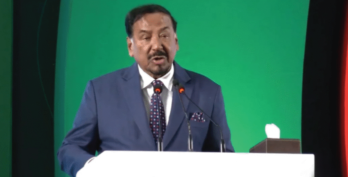 ডকুমেন্টারিতে